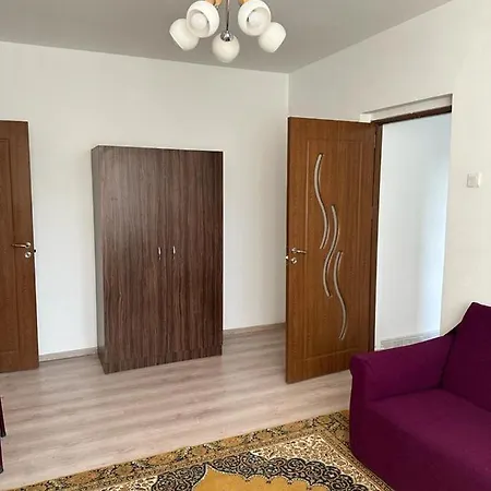 Apartament Velovan *
