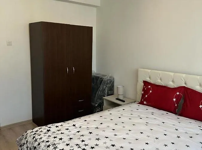 Velovan 公寓 克拉奥华